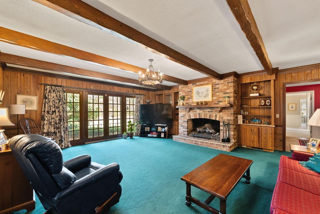 Image 9 of property listing at 506 Witherspoon Street, Kingstree, SC 29556