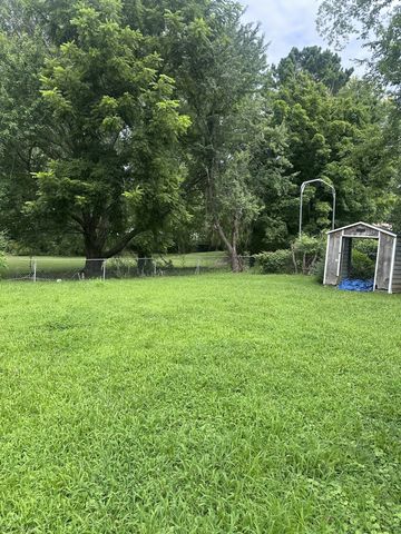 112 Benzing Rd, Antioch, TN 37013