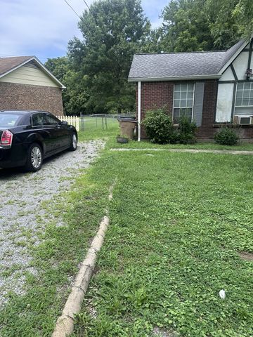 112 Benzing Rd, Antioch, TN 37013