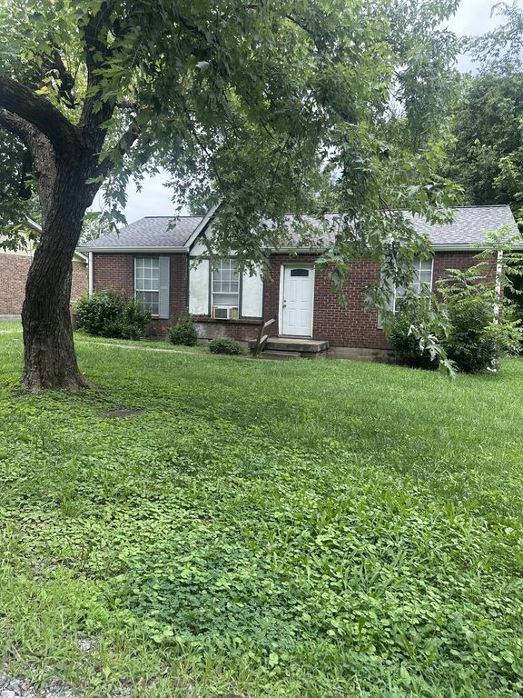 112 Benzing Rd, Antioch, TN 37013