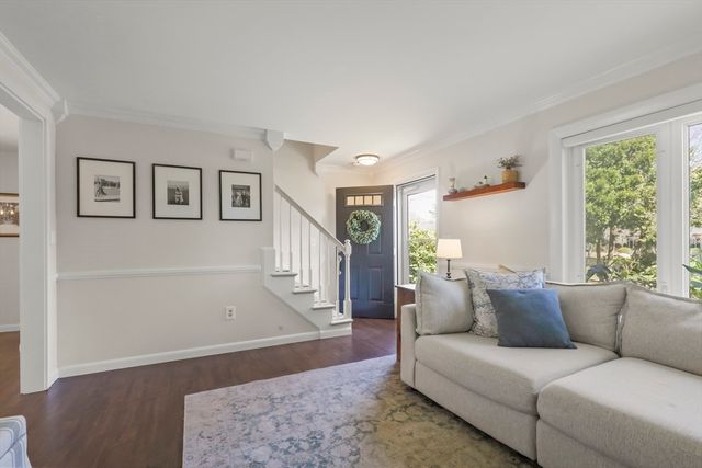 36 Winston, Bourne, MA 02532