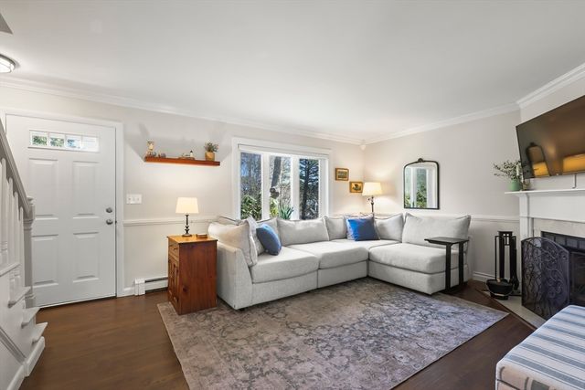 36 Winston, Bourne, MA 02532