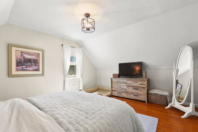 36 Winston, Bourne, MA 02532