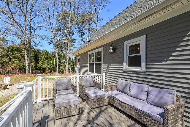 36 Winston, Bourne, MA 02532