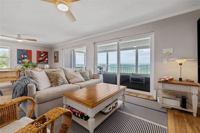555 GULF WAY 6S, St Pete Beach, FL 33706