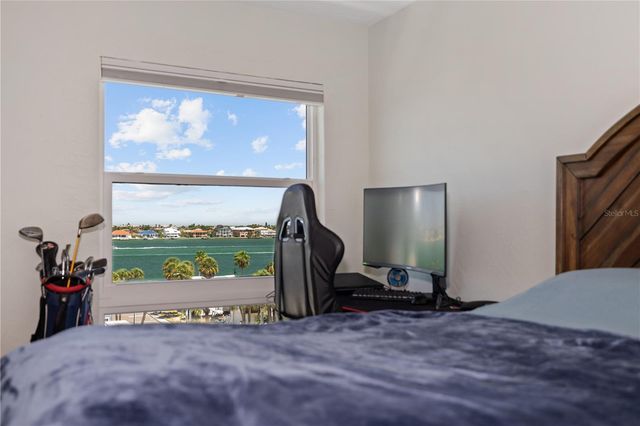 555 GULF WAY 6S, St Pete Beach, FL 33706