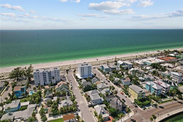 555 GULF WAY 6S, St Pete Beach, FL 33706