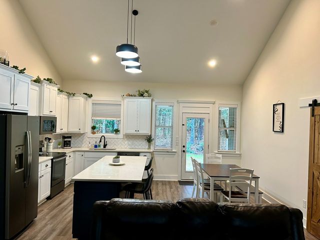 220 N Wood Avenue, Pine Mountain, GA 31822