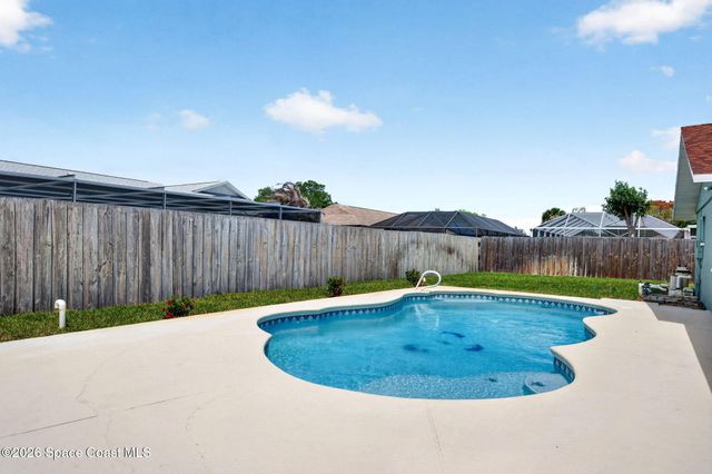 2175 Windsor Drive, Merritt Island, FL 32952