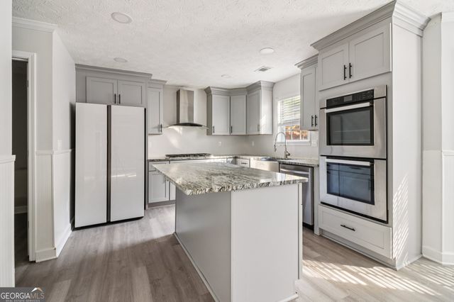 3810 Weeping Willow Lane, Loganville, GA 30052