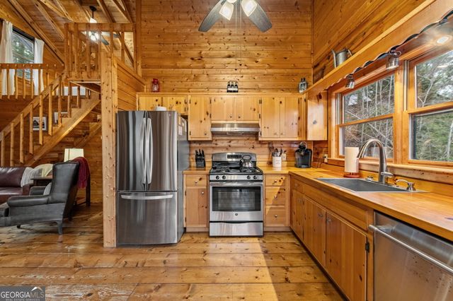 1822 Hidden Lake Drive, Cherry Log, GA 30522