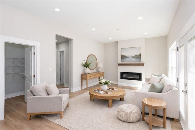 3286 Bachelor Street, East Point, GA 30344