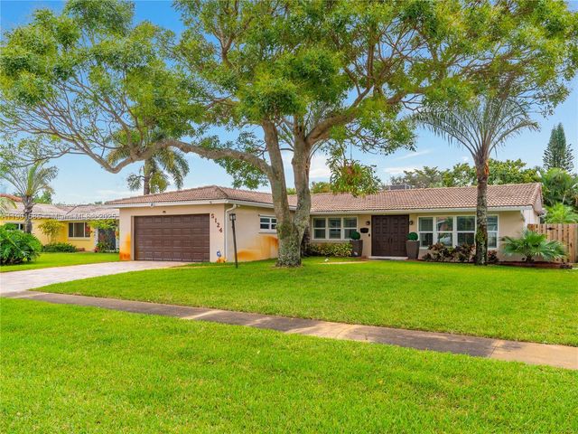 5124 Mckinley St, Hollywood, FL 33021