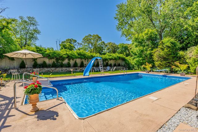 26 Harford Drive, Coram, NY 11727