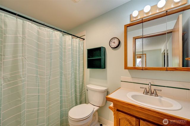 1004 NE 84th Avenue, Vancouver, WA 98664