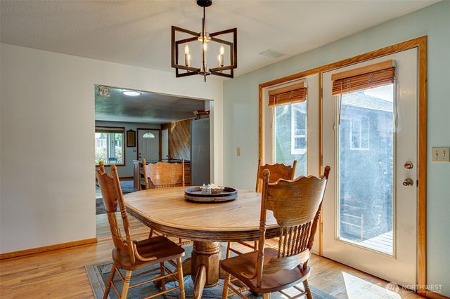 1004 NE 84th Avenue, Vancouver, WA 98664