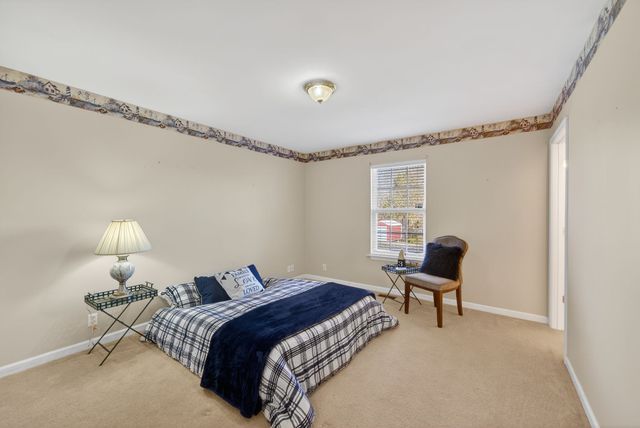 833 Blakemore Rd, Dickson, TN 37055