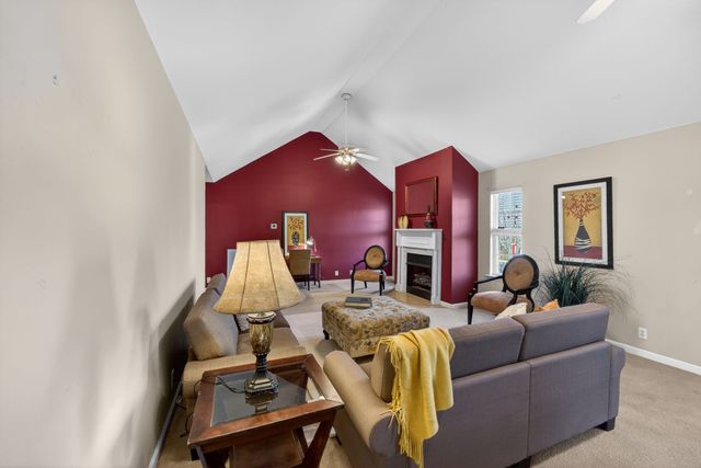 833 Blakemore Rd, Dickson, TN 37055