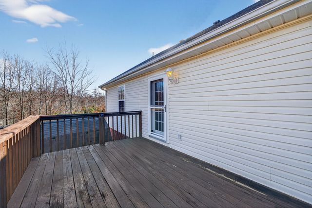 833 Blakemore Rd, Dickson, TN 37055