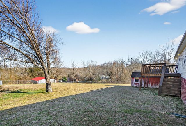 833 Blakemore Rd, Dickson, TN 37055