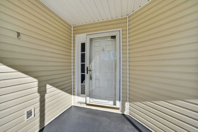 833 Blakemore Rd, Dickson, TN 37055