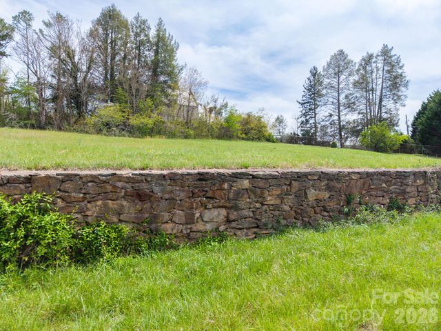 99999 Pine Acre Boulevard 3, Asheville, NC 28804