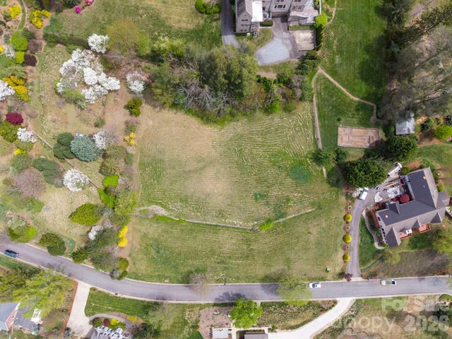 99999 Pine Acre Boulevard 3, Asheville, NC 28804