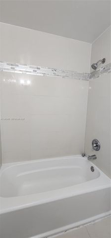 7808 SW 7th St 7808, North Lauderdale, FL 33068