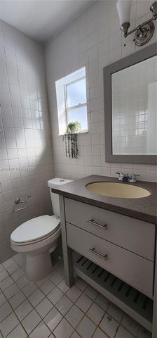 7808 SW 7th St 7808, North Lauderdale, FL 33068