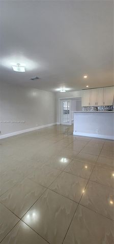 7808 SW 7th St 7808, North Lauderdale, FL 33068