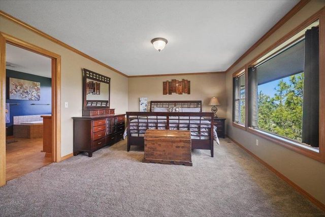 305 W Viewmont Ln, Spokane, WA 99224