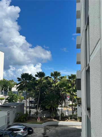 6410 ISLA VERDE AVENUE 2-E, Carolina, PR 00979
