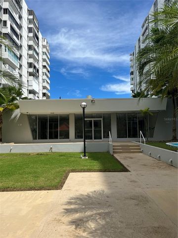 6410 ISLA VERDE AVENUE 2-E, Carolina, PR 00979