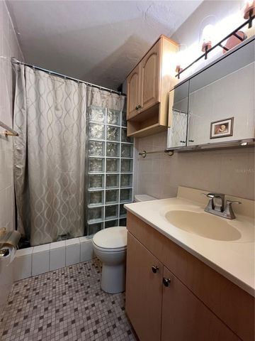 6410 ISLA VERDE AVENUE 2-E, Carolina, PR 00979