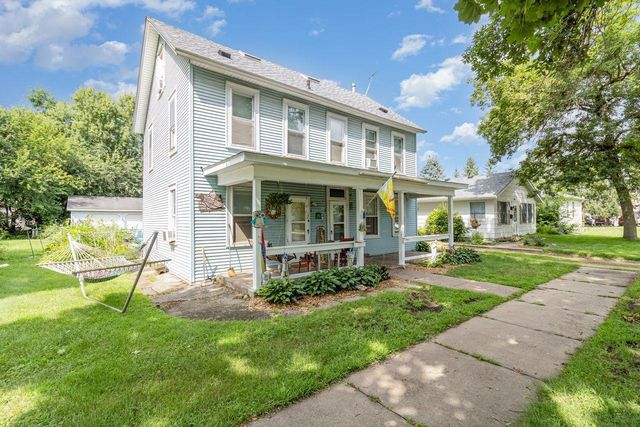 656 2nd Street N, Bayport, MN 55003