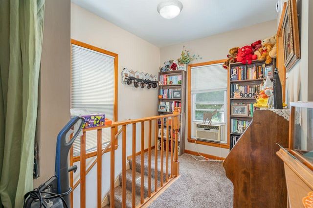 656 2nd Street N, Bayport, MN 55003