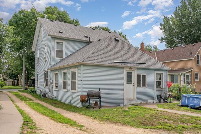 656 2nd Street N, Bayport, MN 55003