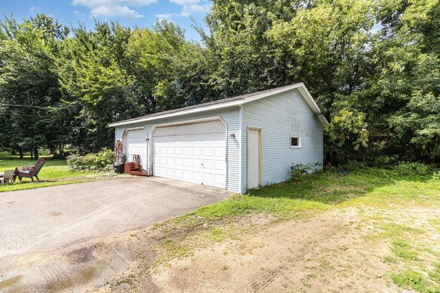 656 2nd Street N, Bayport, MN 55003