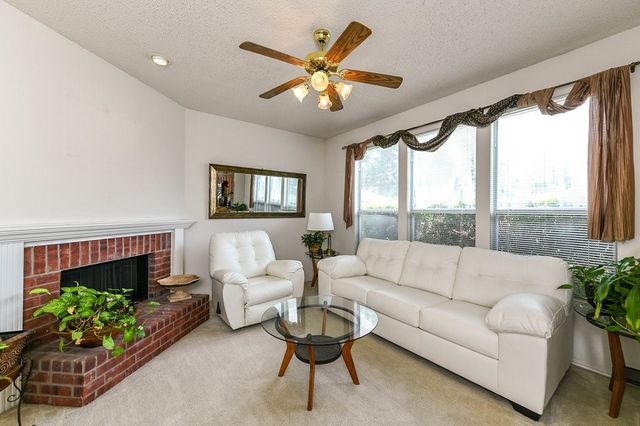 918 Telluride Drive, Arlington, TX 76001