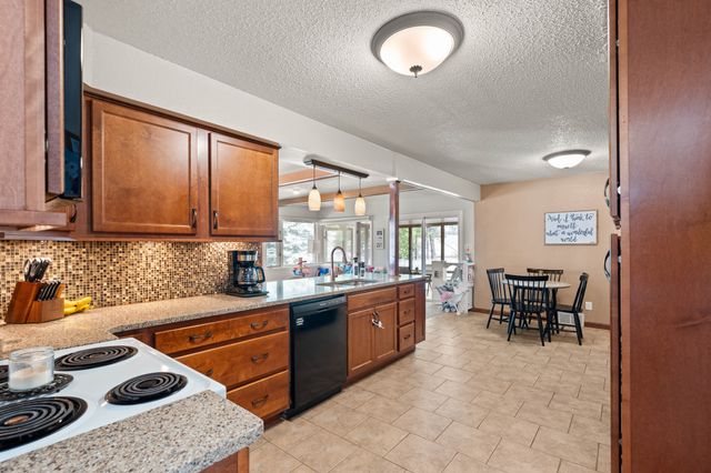4316 41st Street, Des Moines, IA 50310