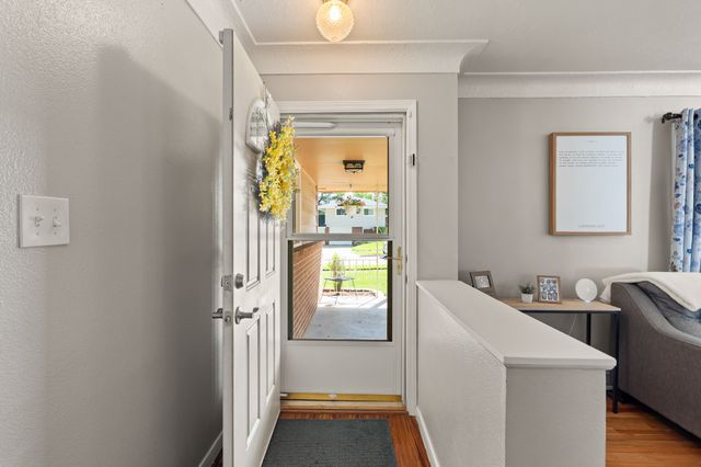 4316 41st Street, Des Moines, IA 50310