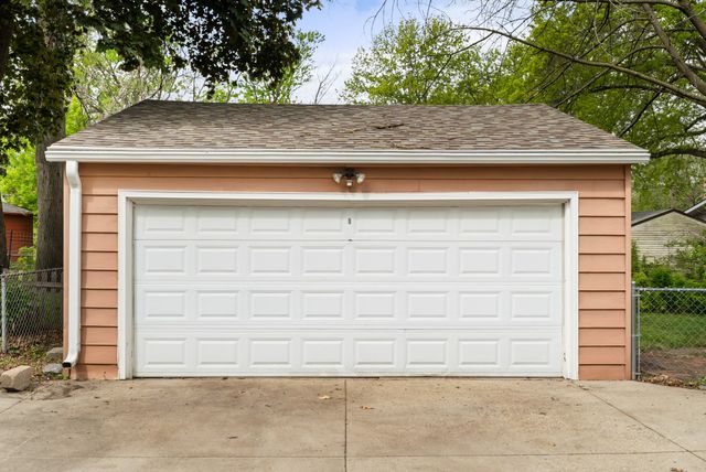 4316 41st Street, Des Moines, IA 50310