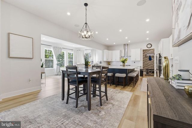 8678 SYCAMORE SPRINGS WAY, Manassas, VA 20112