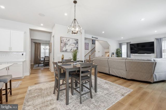 8678 SYCAMORE SPRINGS WAY, Manassas, VA 20112