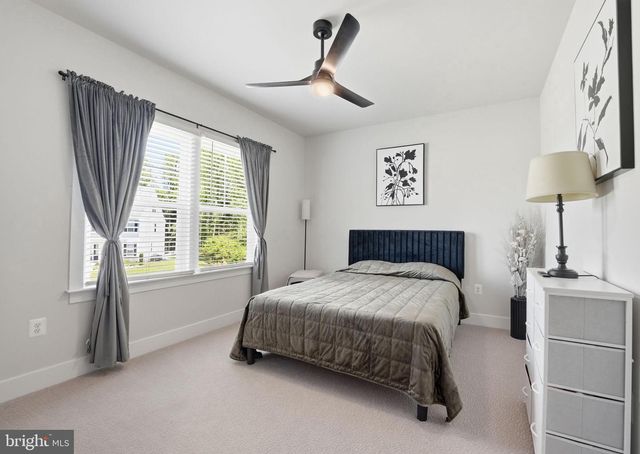 8678 SYCAMORE SPRINGS WAY, Manassas, VA 20112