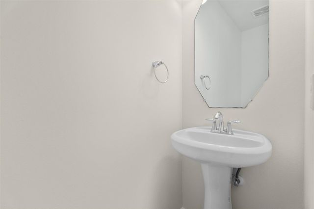 11 Whitekirk Place, Magnolia, TX 77354