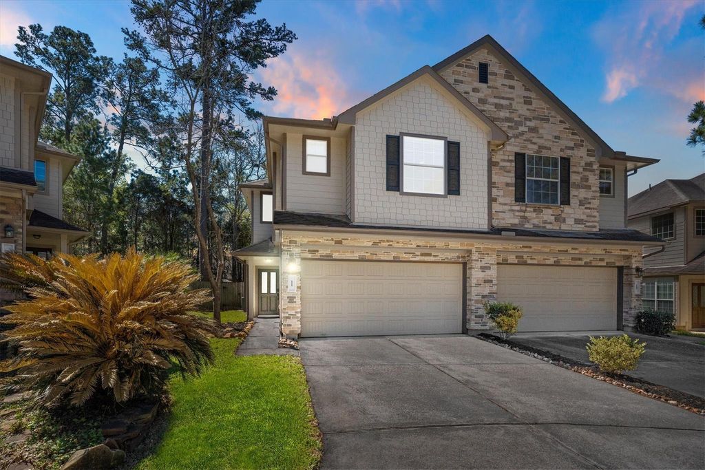 11 Whitekirk Place, Magnolia, TX 77354