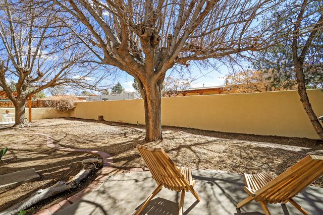 4204 Brockmont Avenue NE, Albuquerque, NM 87108