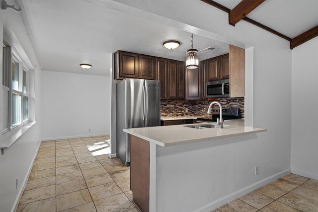 1912 Terry LN, Georgetown, TX 78628