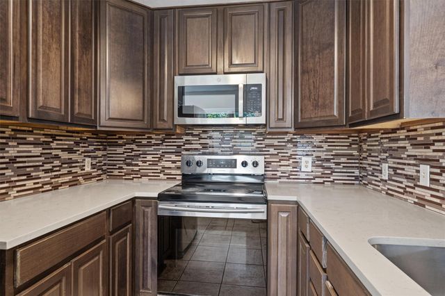 1912 Terry LN, Georgetown, TX 78628